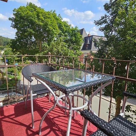 Pension Weisse Rose, Parkplatz, Fruehstueck, Wlan, Zentral Bad Elster Exteriör bild