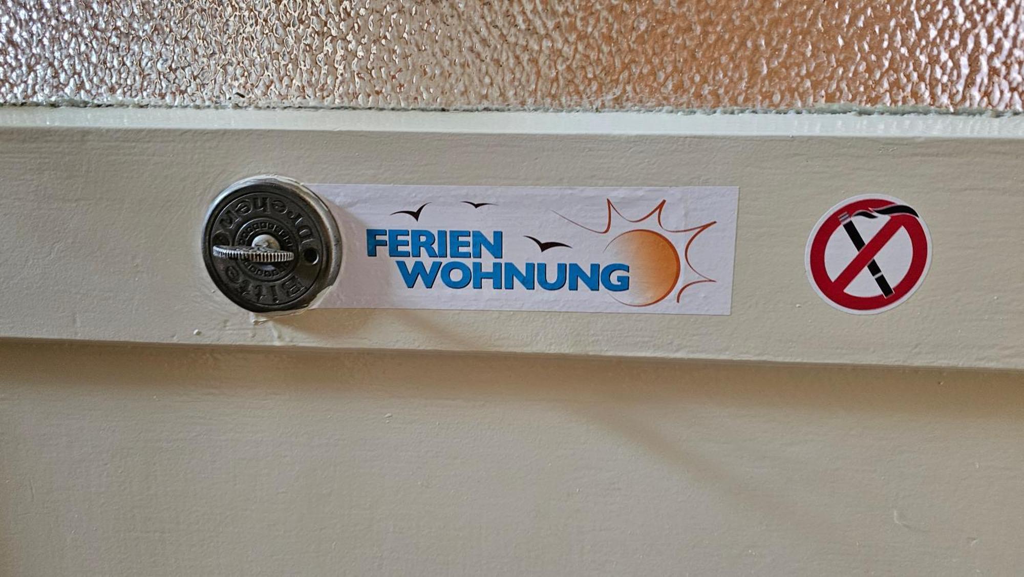 Pension Weisse Rose, Parkplatz, Fruehstueck, Wlan, Zentral Bad Elster Rum bild