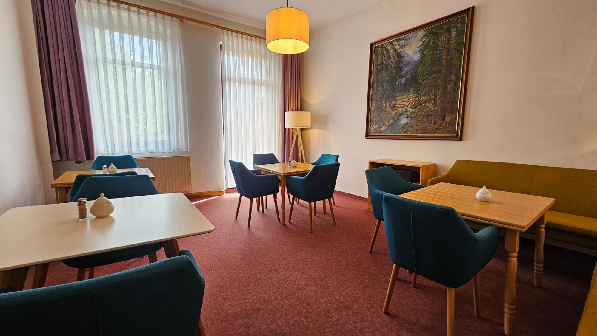 Pension Weisse Rose, Parkplatz, Fruehstueck, Wlan, Zentral Bad Elster Exteriör bild