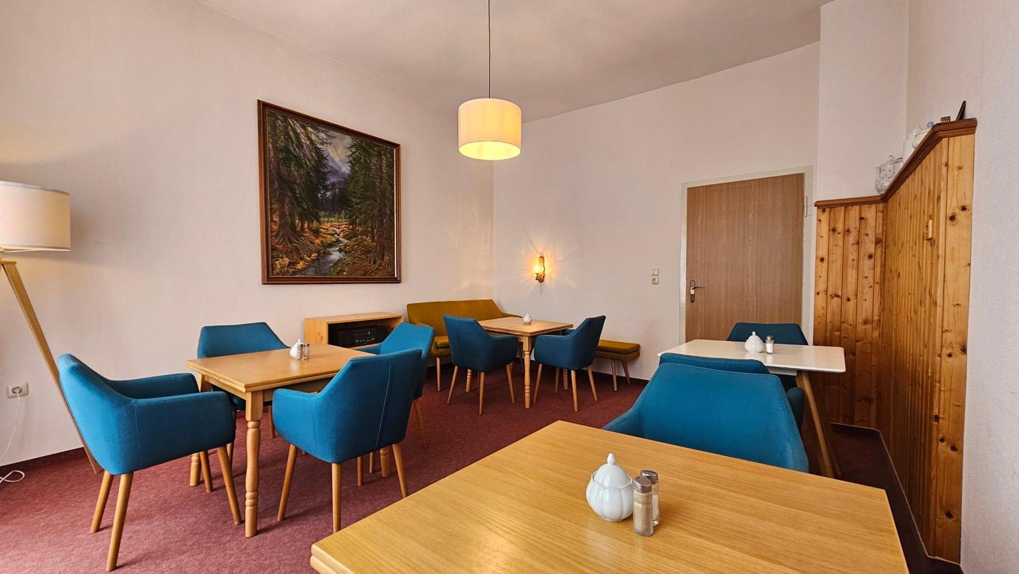 Pension Weisse Rose, Parkplatz, Fruehstueck, Wlan, Zentral Bad Elster Exteriör bild