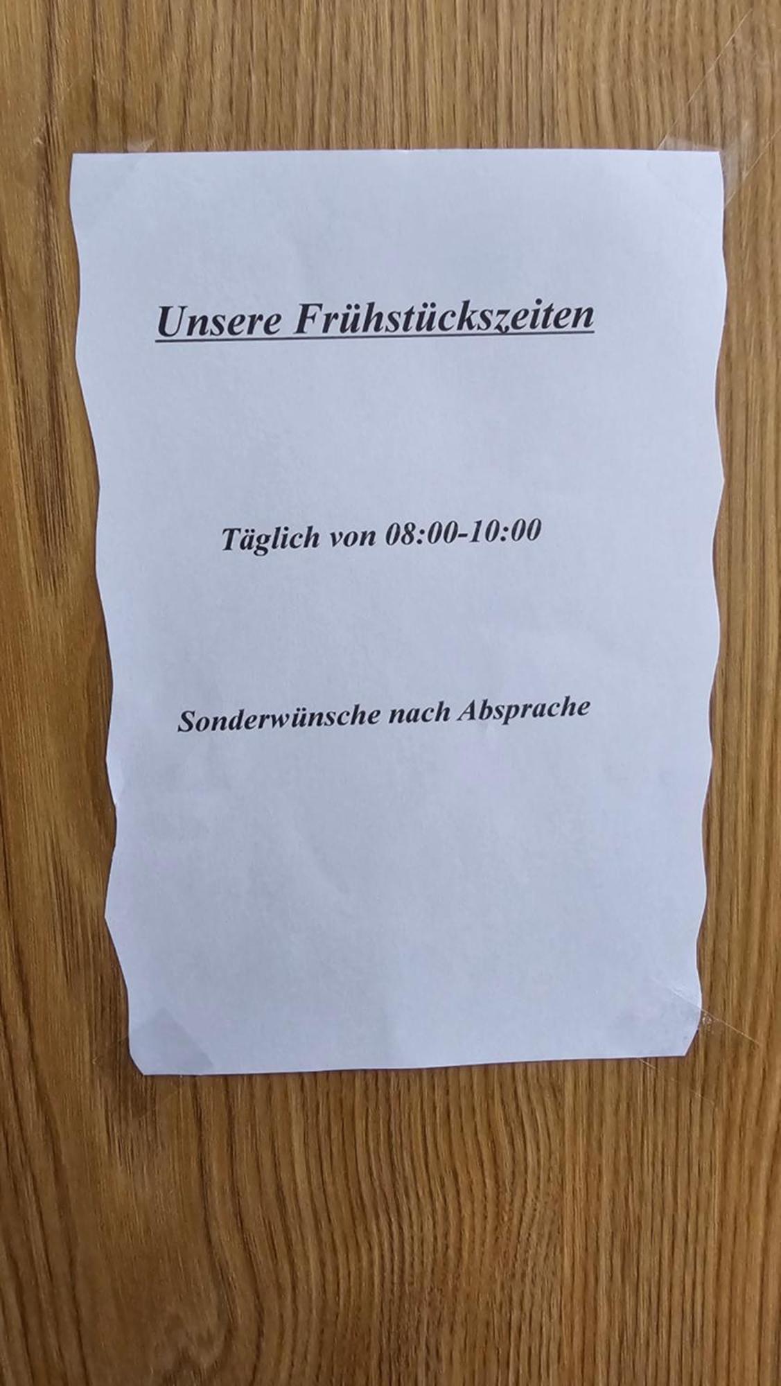 Pension Weisse Rose, Parkplatz, Fruehstueck, Wlan, Zentral Bad Elster Exteriör bild